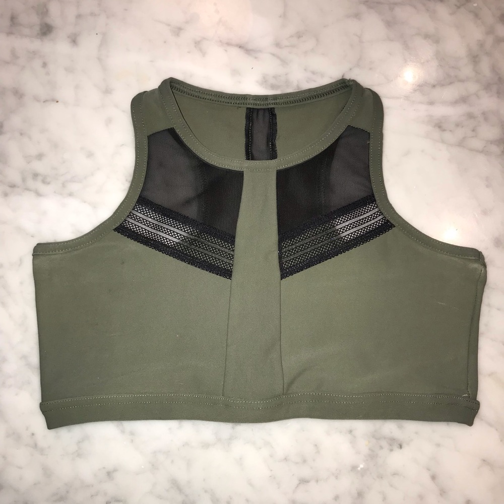 high neck sports bra